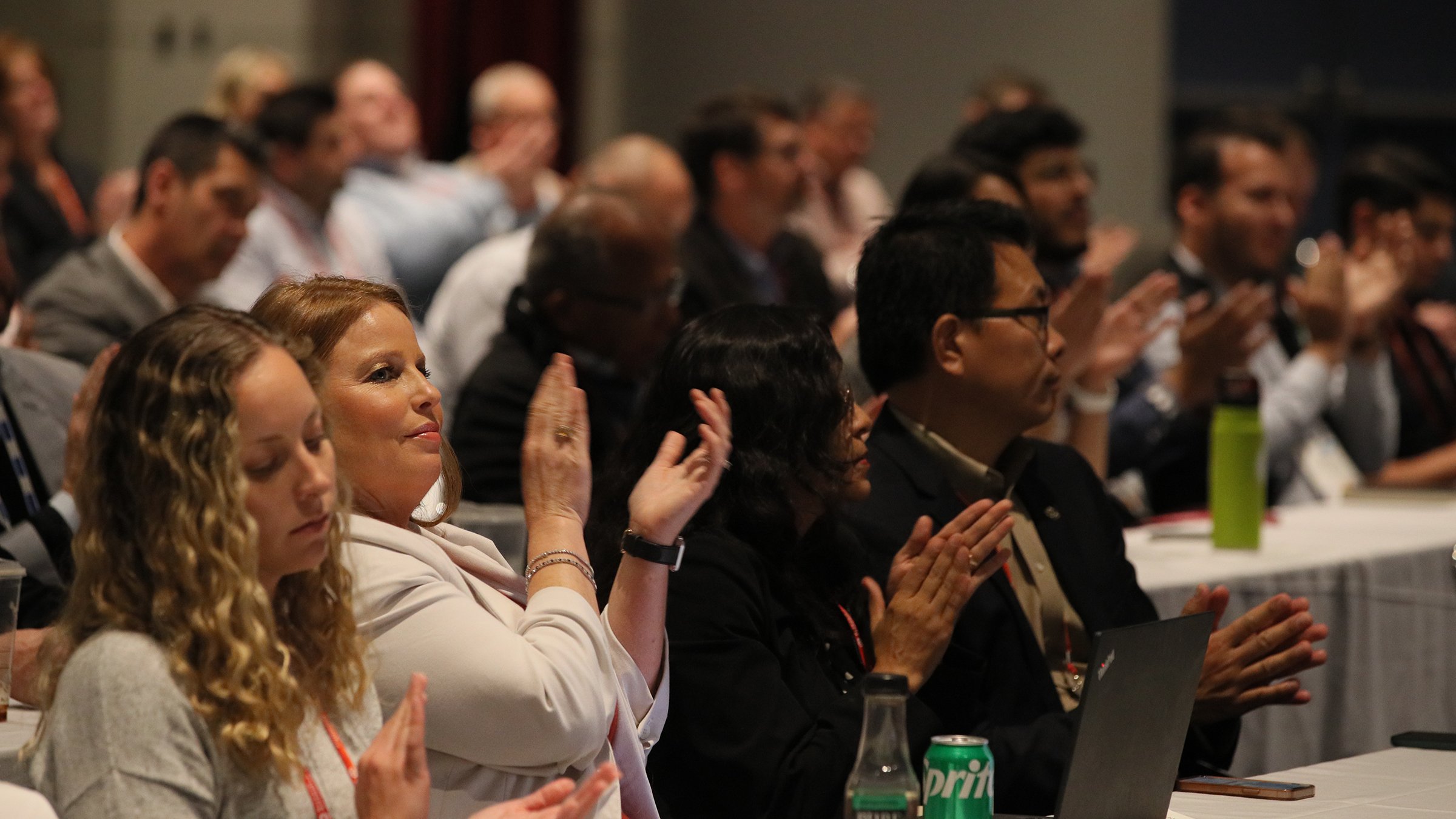 Room of diverse attendees at Automation Fair 2022 Tech Session