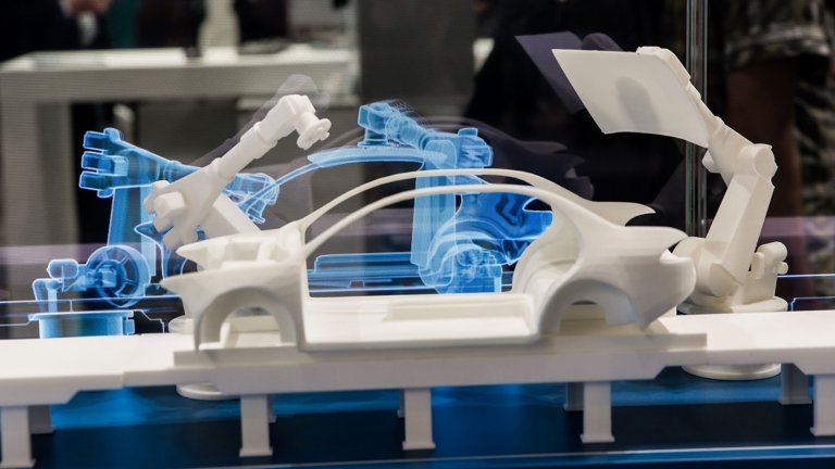 Digital twin simulation of car manufacturing by robots. Photo by Alexander Tolstykh / Shutterstock.com.