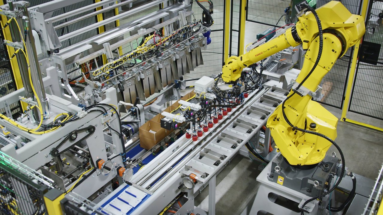 robotic packaging machine by pearson packaging