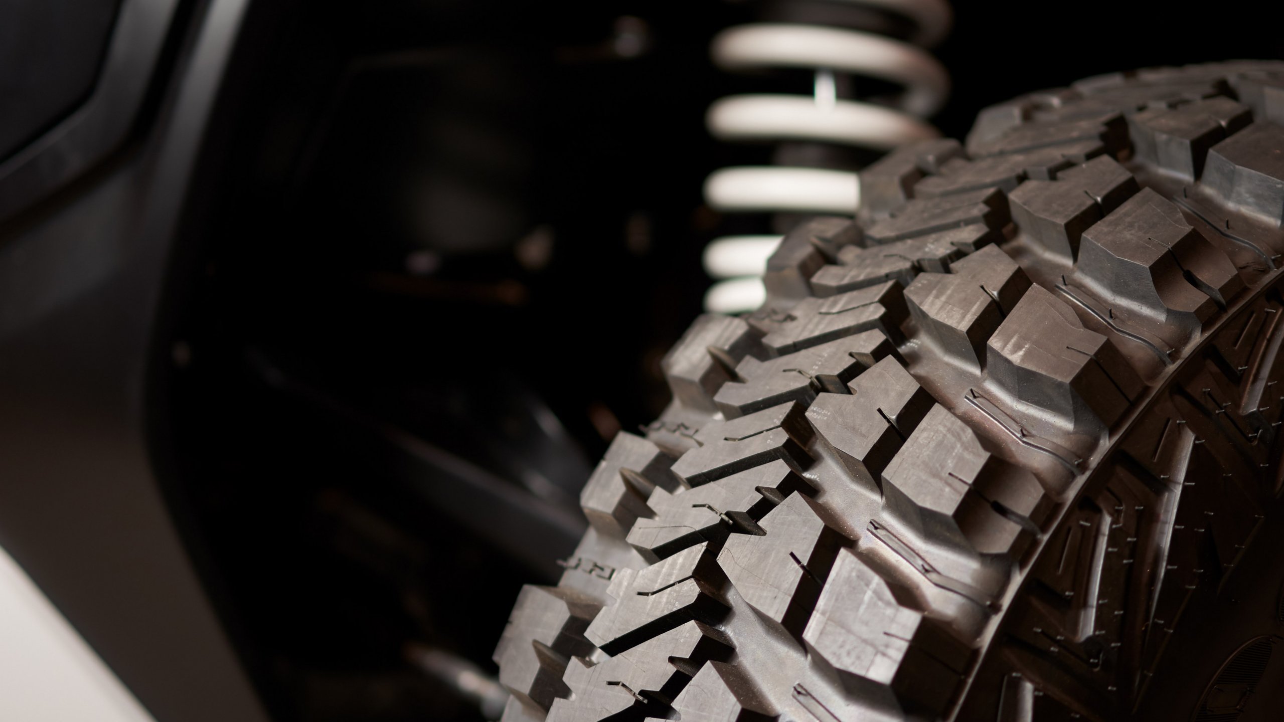 汽車製造與輪胎產業的技術挑戰