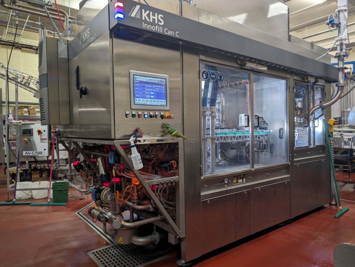 How a Craft Brewery Switched from Bottles to Cans | Rockwell Automation ...