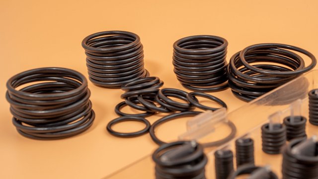 Hydraulic and pneumatic o-rings in blackr gaskets for plumbing