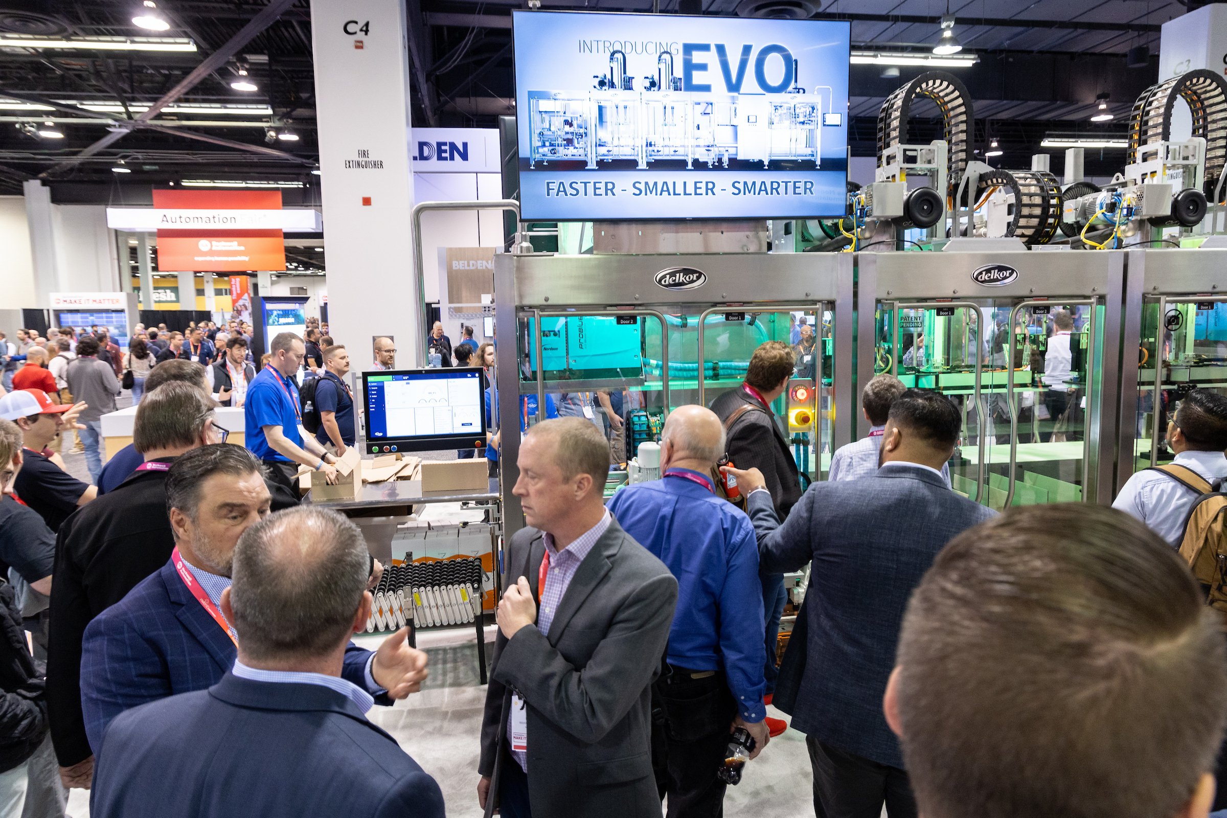 attendees in a discussion at Automation Fair