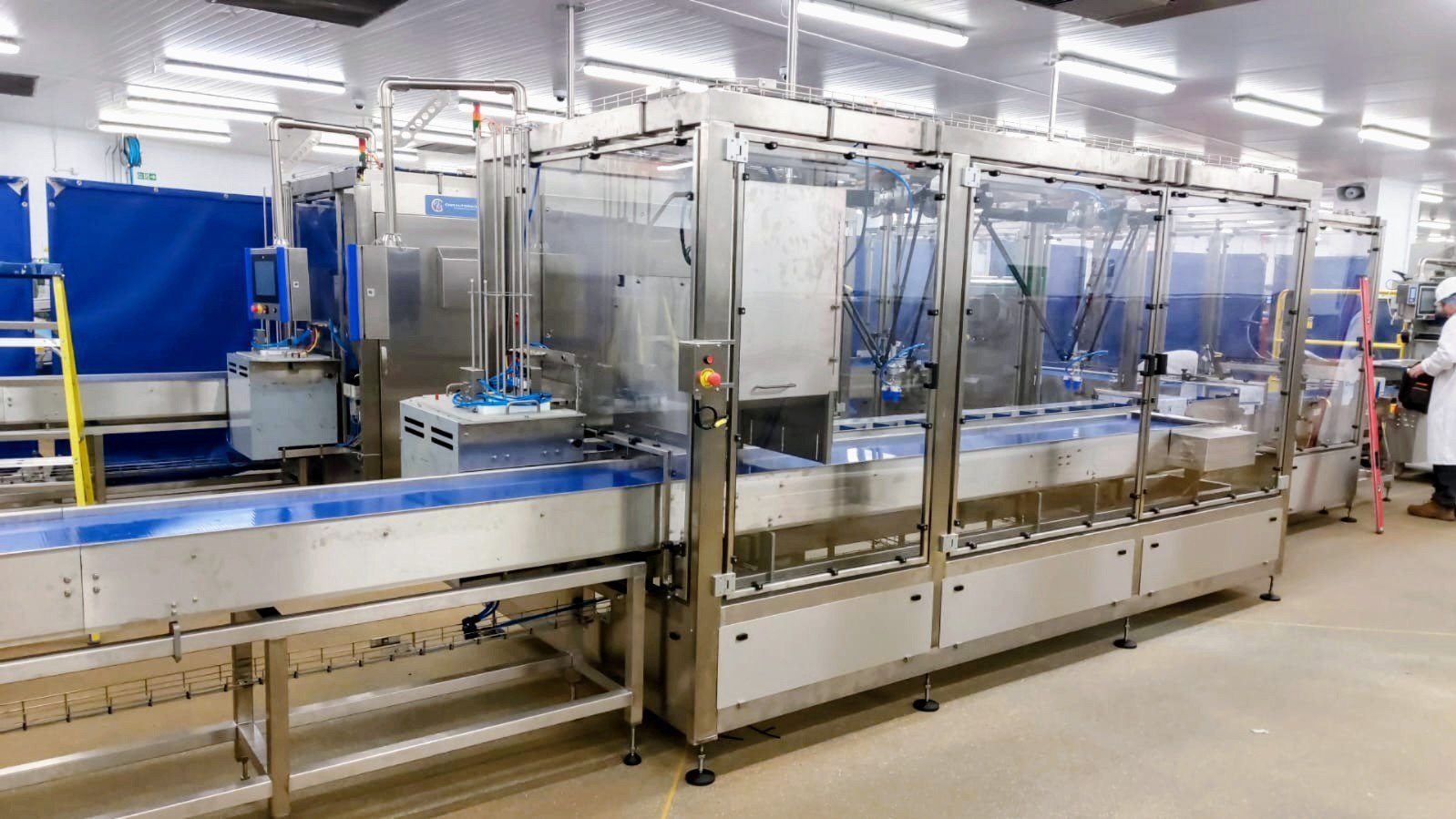 assembly-line-packaging-machine