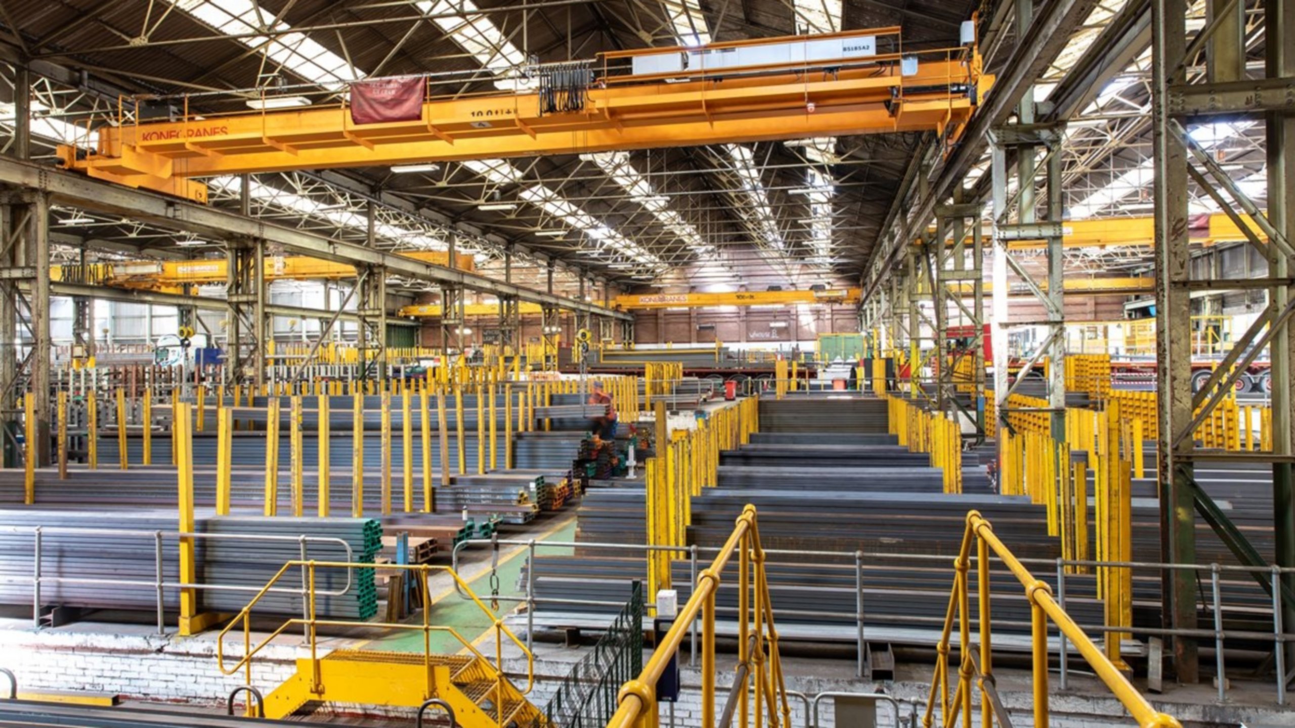 Utilization and uptime increase across the board at Barrett Steel thanks to digital transformation