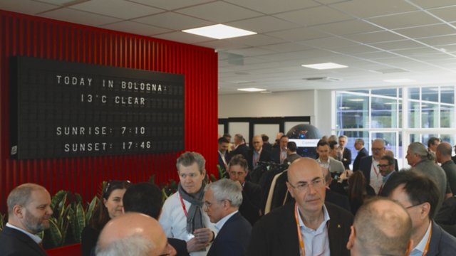 Bologna Customer Center sizzle reel