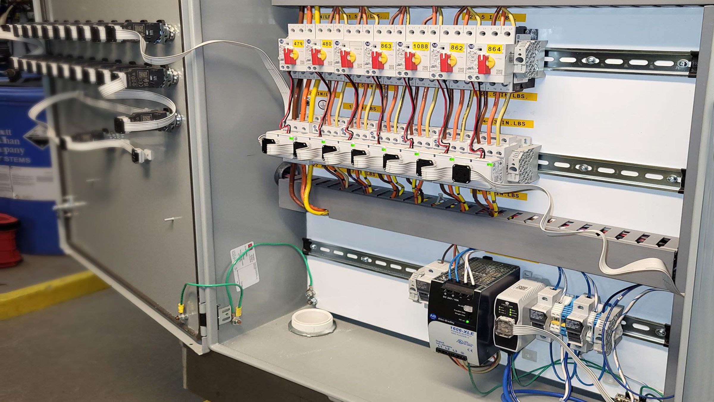 Rockwell Automation EtherNet/IP™ In-cabinet Solution cuts wiring time and complexity and takes up less space.