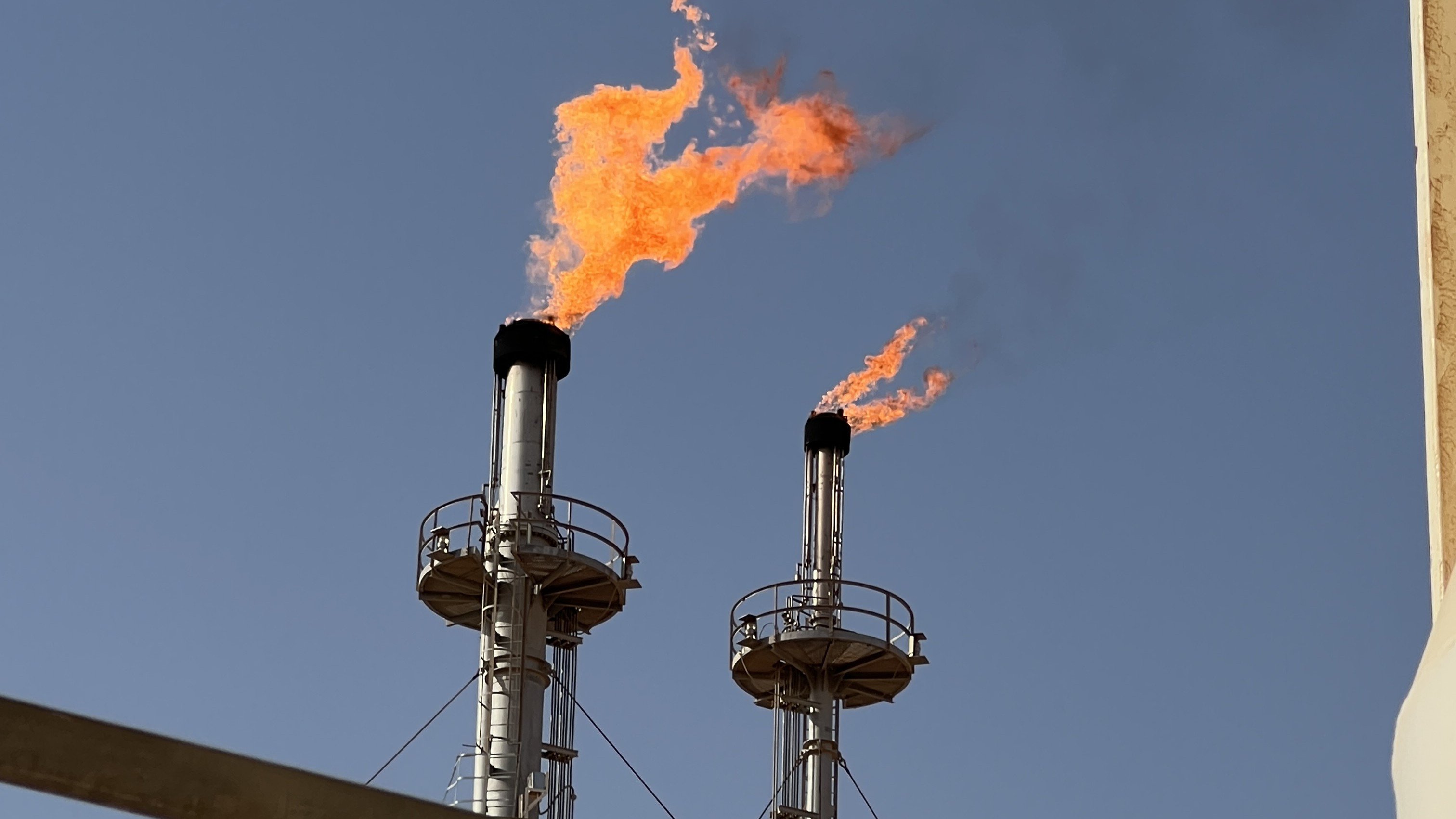 industrial-gas-flare-stacks