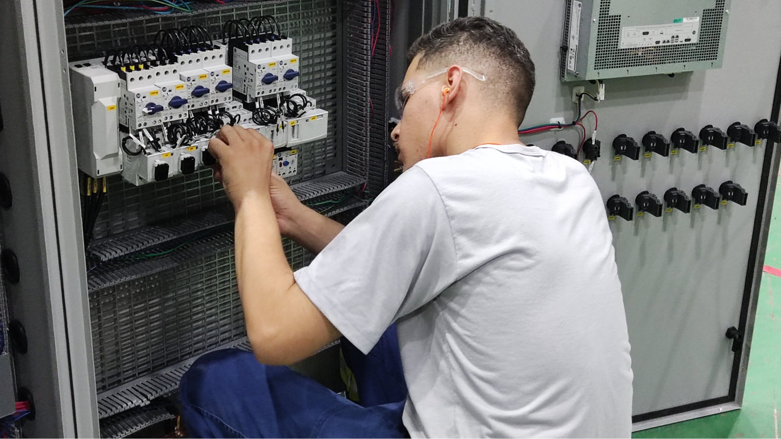 Volga Reduces Control Panel Wiring Time by 66%