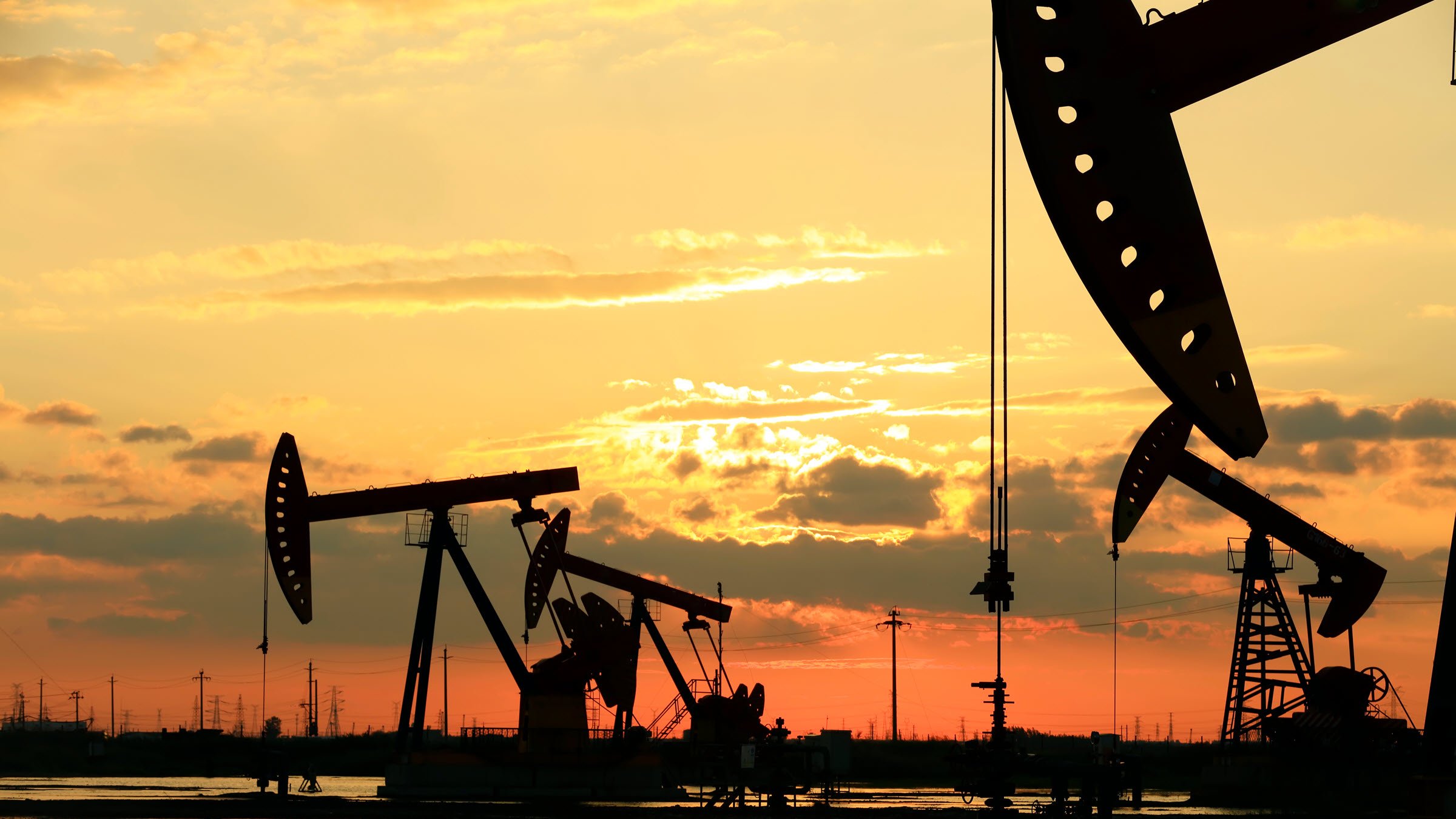 multiple-oil-pumps-running-in-evening