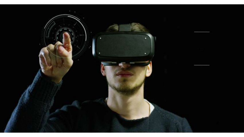 New Visualization Technologies: How Smart Industry Creates a Smarter and Safer Workforce
