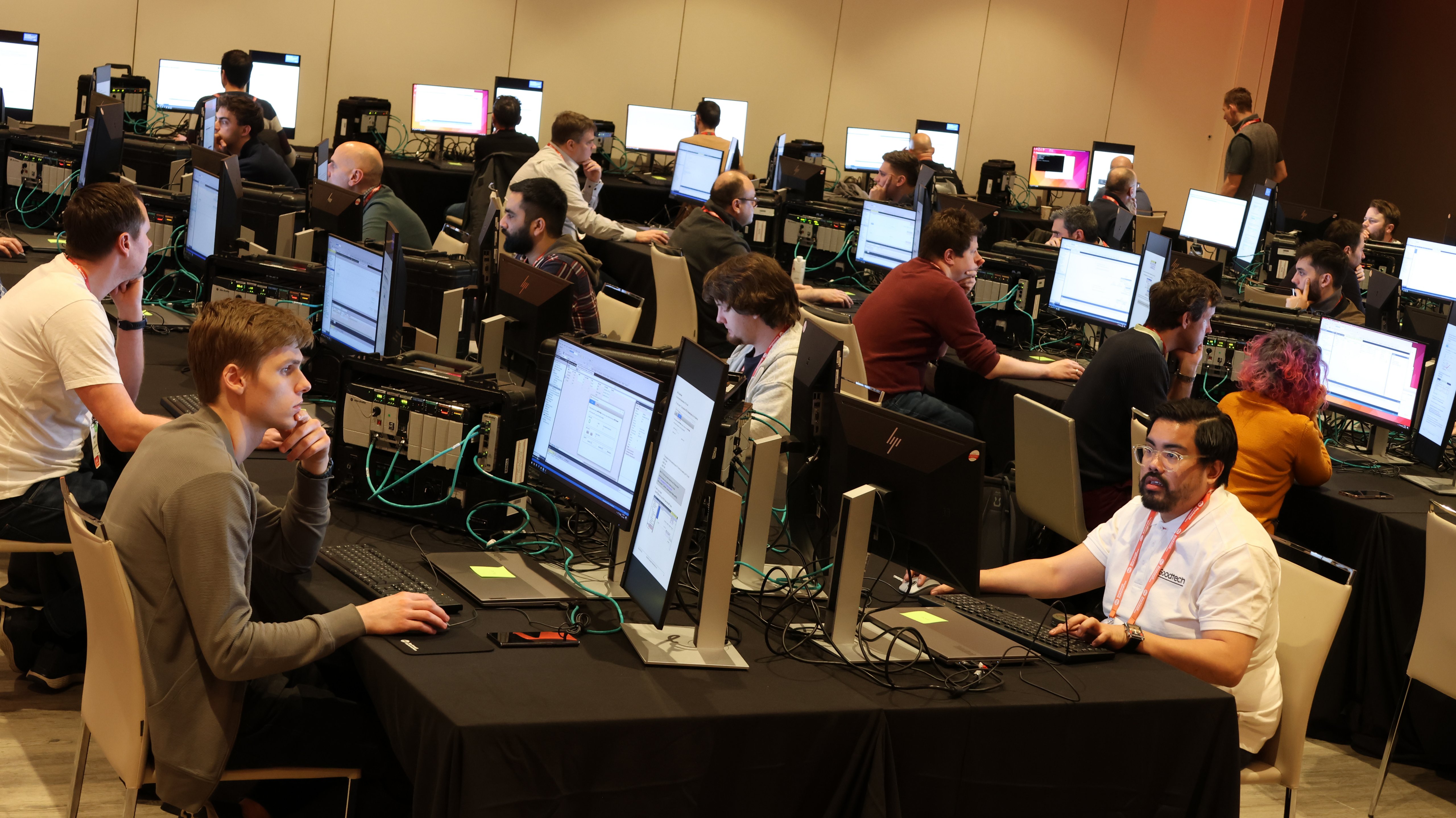 Customer at hands-on session on ROKLive EMEA