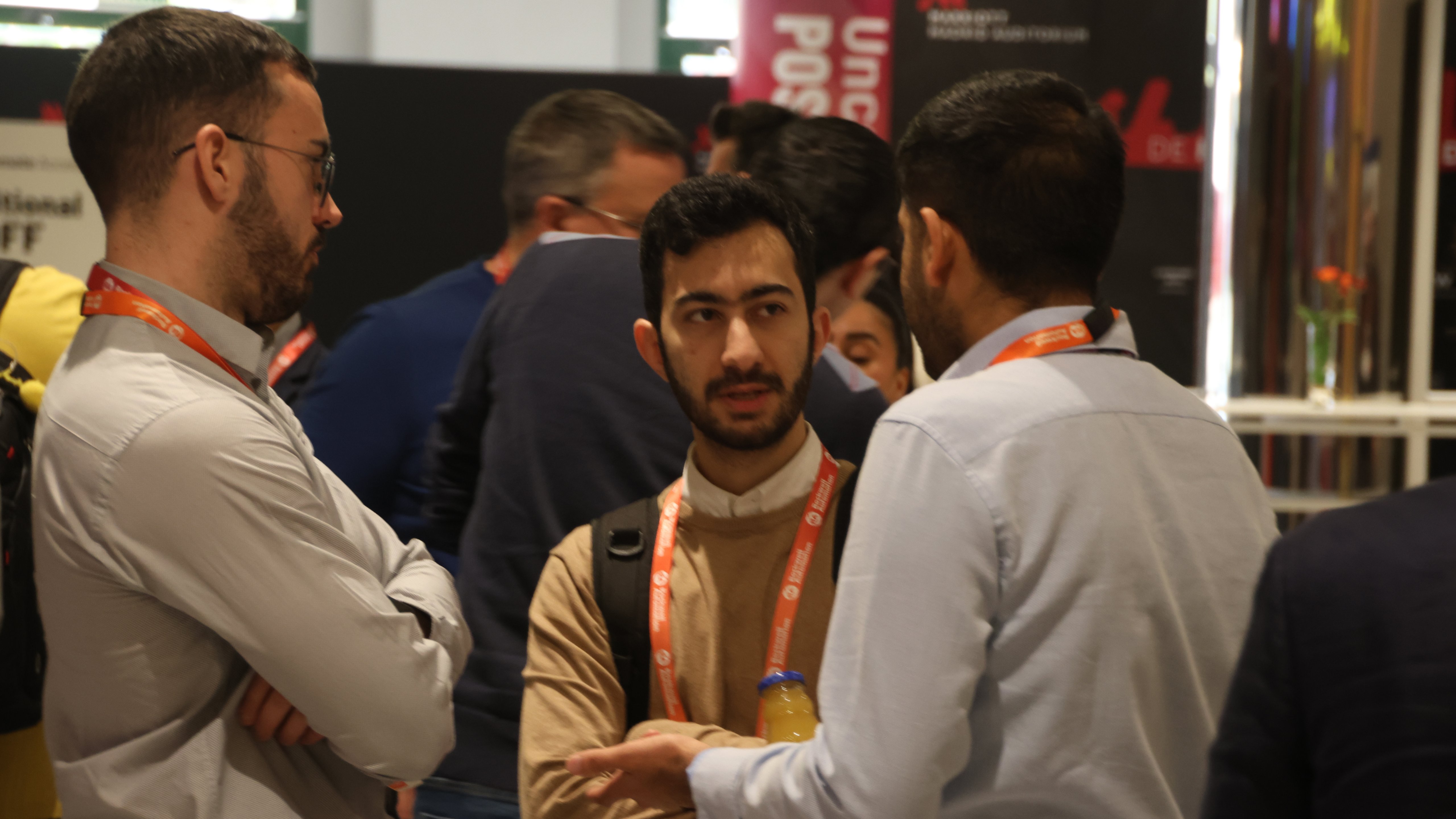 People talking at ROKLive EMEA 2024