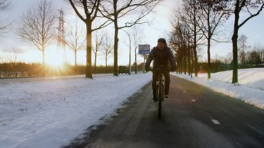 Building Smarter Cities with Smarter Factories