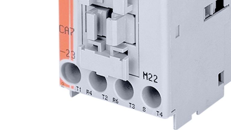 Sprecher & Schuh Series CA7-23-M22 contactor terminals closeup 