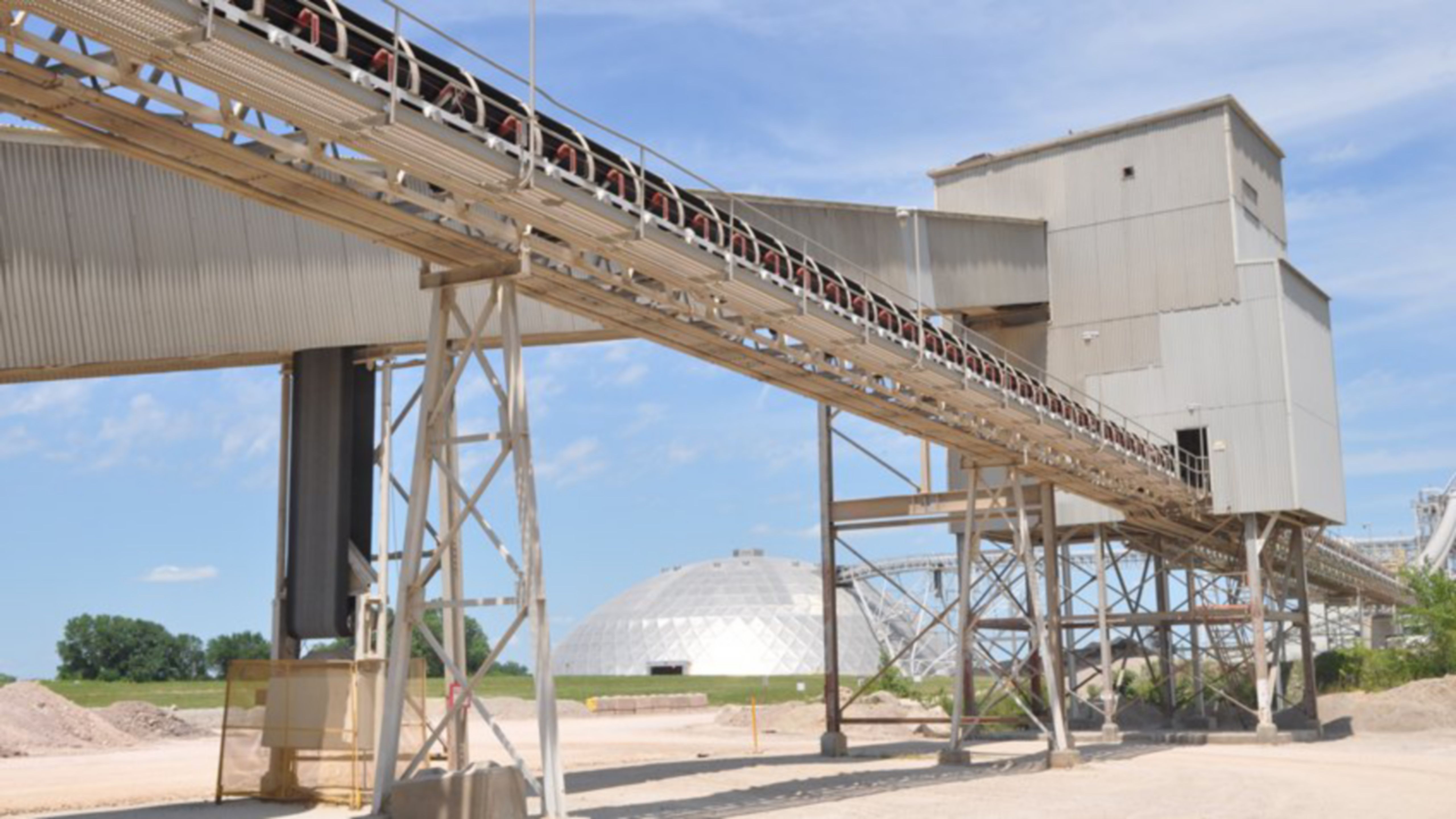 Ash Grove Cement Improves Reliability, Asset Protection Rockwell